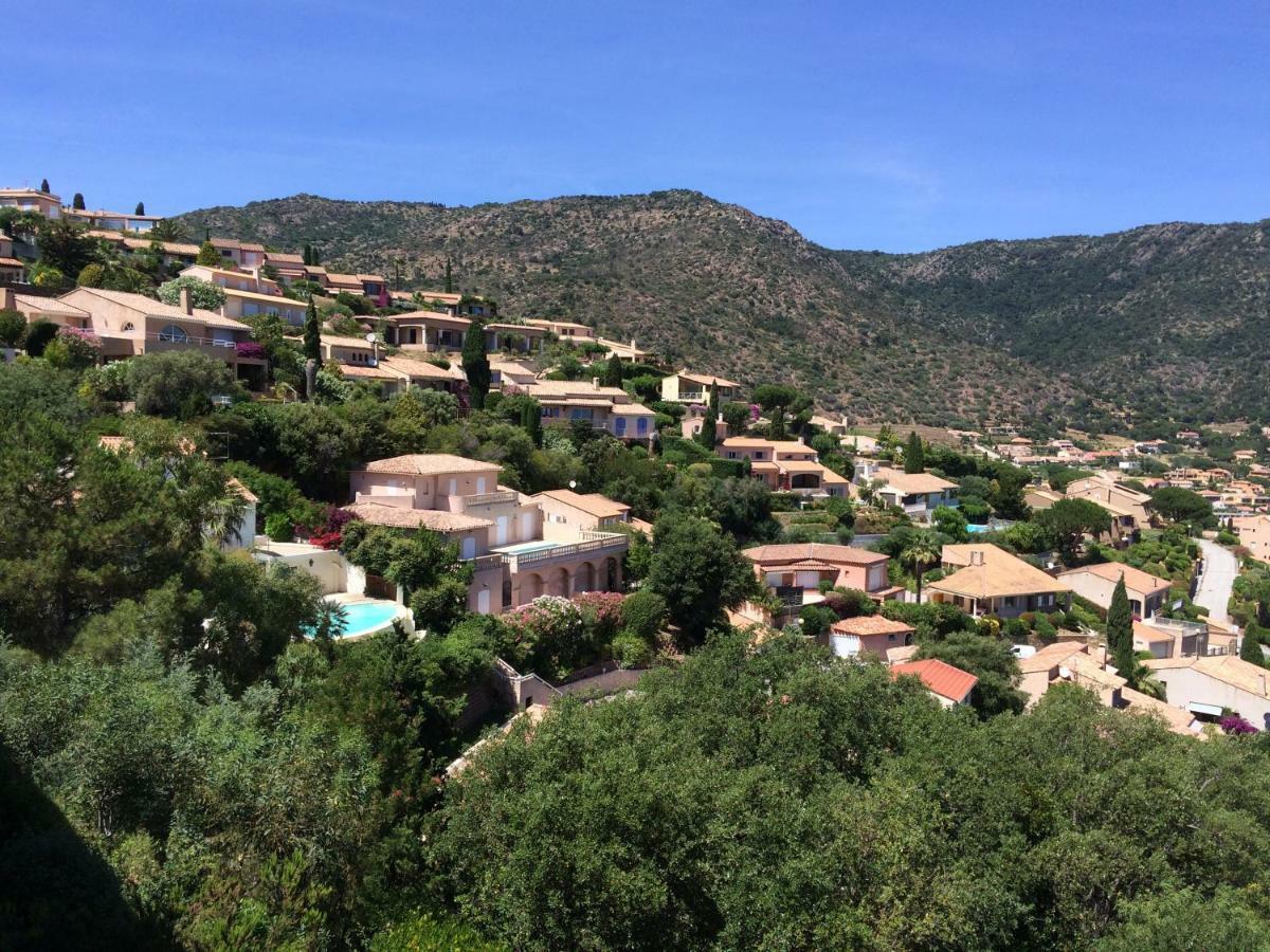 Appartement Altair Le Lavandou Esterno foto